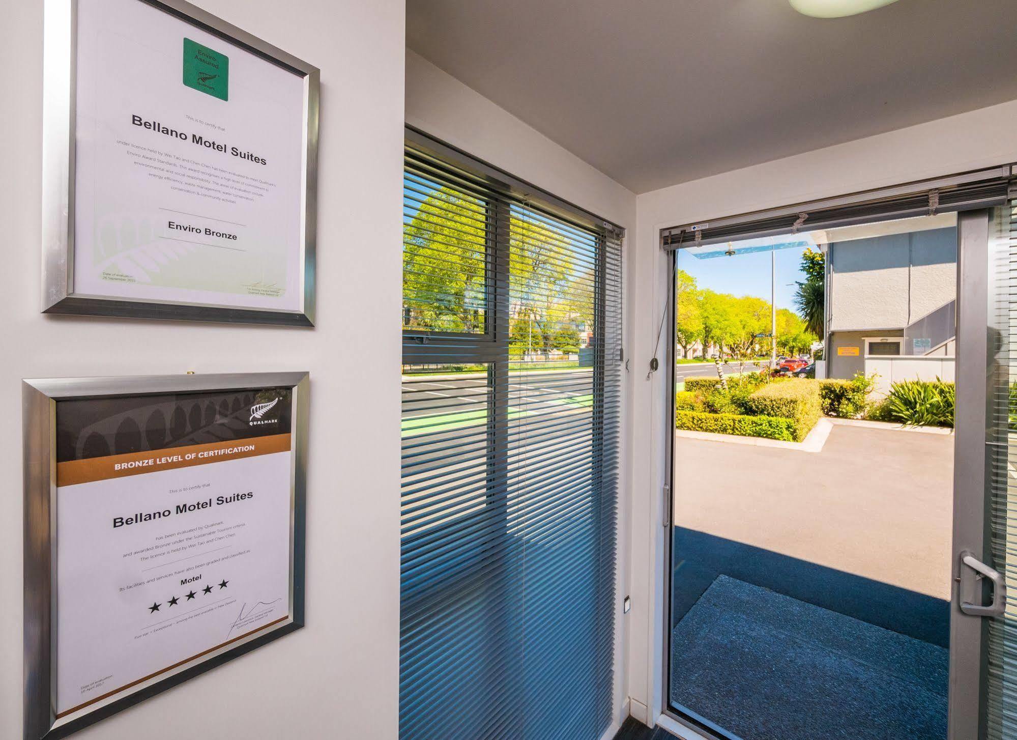 Bellano Motel Suites Christchurch Bagian luar foto Entrance to the Business Model School